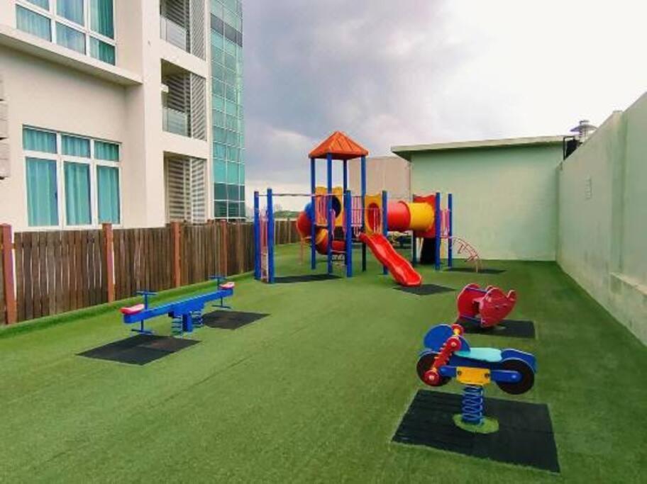 Abhome "Summer Suite" #Ksl D'Esplanade #Ksl City Mall #Water Theme Park #Jb 新山 外观 照片